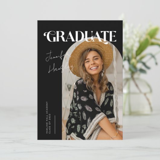 Afstuderen Retro Black Arch Afstuderen Aankondigin Bedankkaart (Staand voorkant)