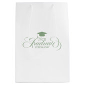Afstuderen Sage Groene Script Typografie Medium Cadeauzakje (Voorkant)