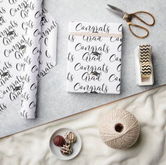 Afstuderen Script CONGRATS AFSTUDEERDER Black Whit Cadeaupapier (Crafts)