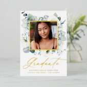 Afstuderen van White Floral Greenery Folie Uitnodiging (Staand Voorkant)