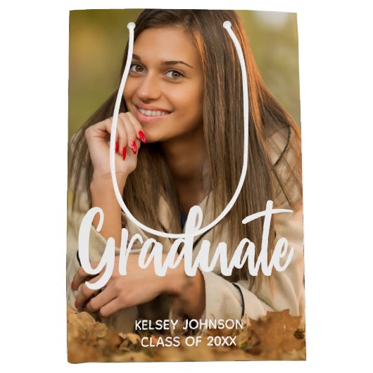 Afstuderen Vet Script Aangepast Afstuderen Medium Cadeauzakje (Voorkant)