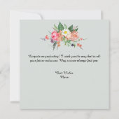 Afstuderen voegt zacht perzik en groene flora toe (Achterkant)