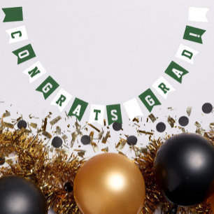 Afstuderen voor groene en witte schoolkleuren vlaggetjes