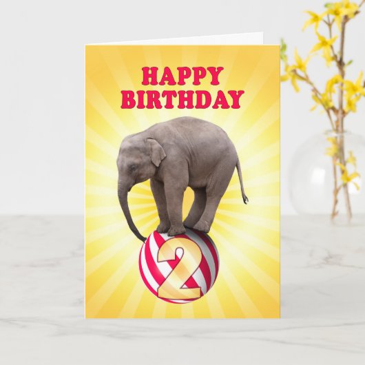 Âge 2, une carte d'anniversaire d'éléphants heureu (Fleur jaune)