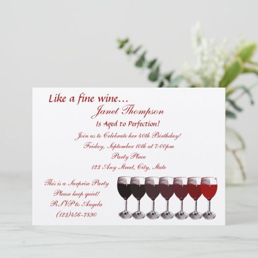 Âgé à la perfection/ Invitation d'anniversaire (Debout devant)