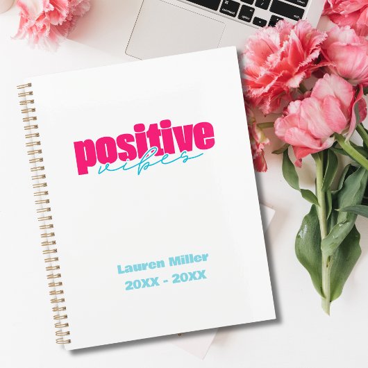 Agenda quotidien rose chaud et sarcelle Positive V