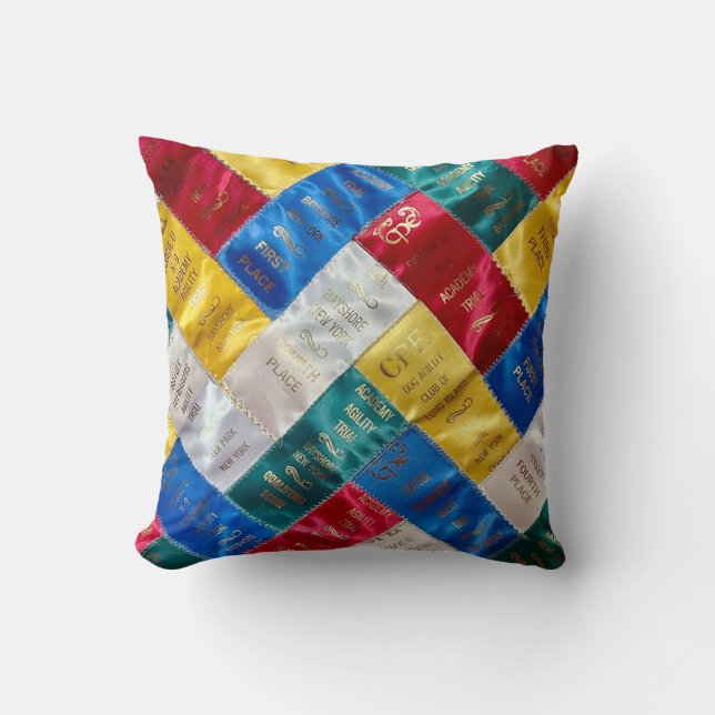 Agility Ribbons Throw Pillow Kussen (Voorkant)
