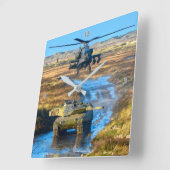 AH-64E APACHE GUARDIAN VIERKANTE KLOK (Hoek)