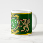 Ahearne/Aherne Irish Shield & Griffins Extra Grote Beker (Voorkant rechts)