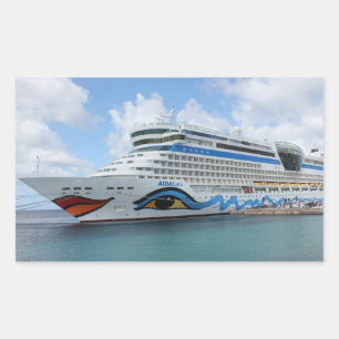 AIDAluna cruiseschip verankerd voor het eiland Gre Rechthoekige Sticker