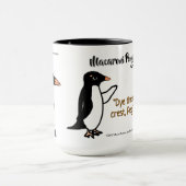 Aidez Macaroni Penguins par RoseWrites Mug (Centre)