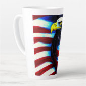 Aigle enveloppé Drapeau Américain Mug (Angle gauche)