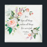 Aimant 1 Corinthiens 13:7-8 L'amour n'échoue jamais Roses<br><div class="desc">Un aimant à écriture inspiré représente un élégant design floral peint à l'huile avec des roses blanches et roses et de la verdure sur un arrière - plan texturé à l'huile. Il présente la Bible Verse 1 Corinthiens 13:7-8,  "L'amour...  espère toutes choses,  endure toutes choses,  l'amour n'échoue jamais."</div>