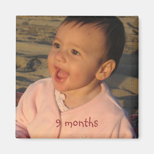 Aimant 9 mois, 9 mois (Devant)