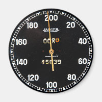 Ancienne jauge de compteur de vitesse de voiture v
