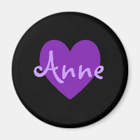 Anne en violet