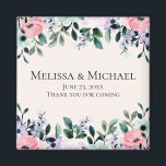 Aimant Aquarelle rose et violet Mariage à la frontière fl<br><div class="desc">Un aimant de mariage avec un joli design floral fait d'aquarelles. Fleurs de jardin roses,  violettes et vertes.</div>