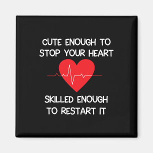 Aimant Assez Mignonne Pour Arrêter Votre Coeur. Suffisamm