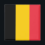 Aimant avec Drapeau de Belgique<br><div class="desc">Affichez votre fierté belge avec ce charmant aimant arborant le drapeau de la Belgique ! Réalisé avec soin dans le détail, cet aimant est plus qu'une simple pièce décorative, c'est une célébration de la culture et du patrimoine belges. Le design audacieux présente fièrement les rayures noires, jaunes et rouges emblématiques,...</div>