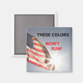 aimant avec drapeau et "CES COULEURS NE FONCTIONNE (Recto/Verso)