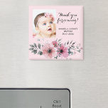 Aimant BAPTISM MERCI rose floral photo élégant<br><div class="desc">Dites MERCI à tous vos invités pour vous être joints à votre célébration du baptême. Ce design est avec une aquarelle rose et gris floral avec le texte MERCI FOR COMING! mis en utilisant la typographie populaire sur un arrière - plan rose doux. Bon appétit !</div>