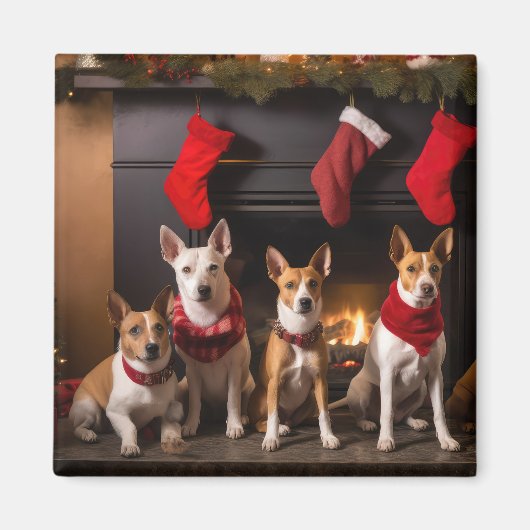 Aimant Basenji au coin du feu Noël (Devant)