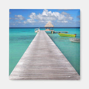 Aimant Bateaux à une jetée dans l'aimant Pacifique