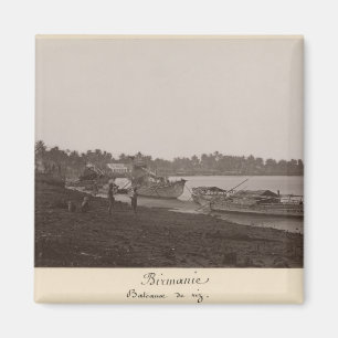 Aimant Bateaux transportant du riz sur la rivière Thanlwi