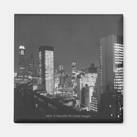 Aimant Bâtiments de la ville de nuit B&W, vue surélevée (Devant)