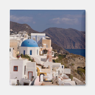 Aimant Beau village d'Oia avec des bâtiments blancs
