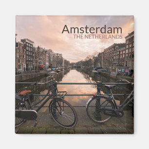 Aimant Bicyclettes au coucher du soleil à Amsterdam