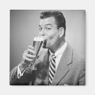 Aimant Bière potable d'homme d'affaires