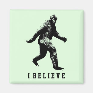 Aimant Bigfoot I Believe Customizable Text