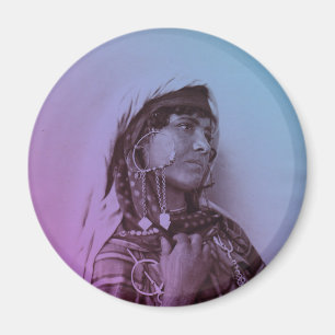 Aimant Bleu rose Maghreb Tunisienne traditionnelle fille