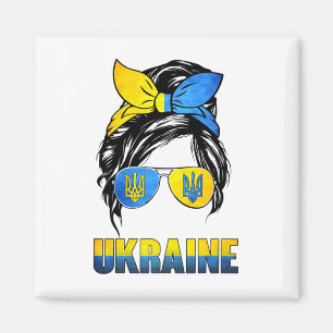 Aimant Cadeau de chignon désordonné d'Ukraine portant le