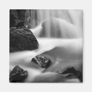 Aimant Cascade en noir et blanc, Californie