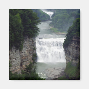 Aimant Cascades supérieures et moyennes de parc d'état