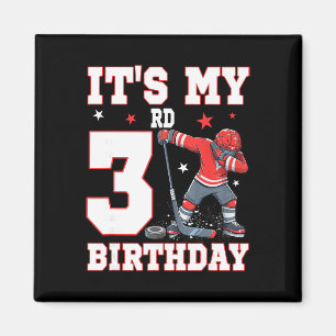 Aimant C'est mon garçon de 3 ans qui fait du hockey sur g