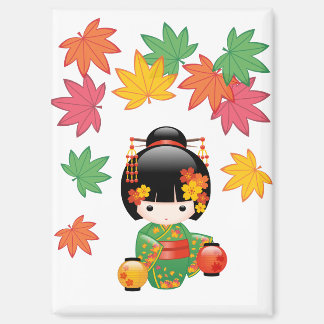 Aimant Chute Kokeshi Poupée verte Kimono Geisha Girl