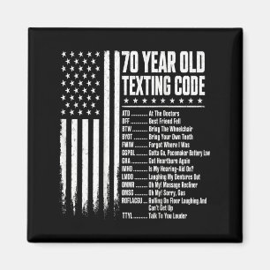 Aimant Code de messagerie senior âgé de 70 ans sur le dos