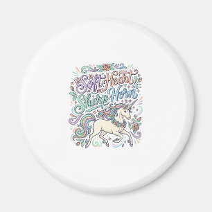 Aimant Cœur doux de licorne Corne pointue Fond blanc Typo