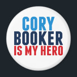 Aimant Cory Booker est mon héros<br><div class="desc">Cory Booker est mon aimant de héros. Ce membre du parti démocratique a fait l'histoire en brisant le record en parlant pendant plus de 25 heures. Il s'agissait du plus long discours de l'histoire et d'une action impressionnante contre Trump.</div>