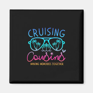 Aimant Cousins en croisière créant des souvenirs ensemble