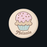 Aimant Cute Rose Frosting Cupcake Personnalisé<br><div class="desc">Aimant sucré personnalisé avec l'illustration mignonne d'un cupcake gelé rose.</div>