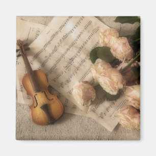Aimant d'art antique violon et roses