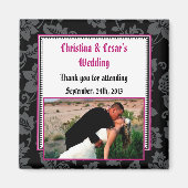 Aimant de déclaration 2"x2" Noir Floral Rose Chaud (Devant)