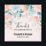 Aimant de Merci de bordure rose et vert<br><div class="desc">Un aimant de faveur avec une bordure fleurie élégante. Fleurs et feuilles en rose et vert.</div>