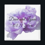 Aimant de pivoine violet<br><div class="desc">De magnifiques pivoines violettes font de ce mariage enregistrer la date une façon élégante de partager votre journée spéciale!</div>