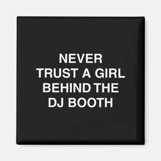 Aimant Derrière le stand du dj techno edm festival mème d (Devant)