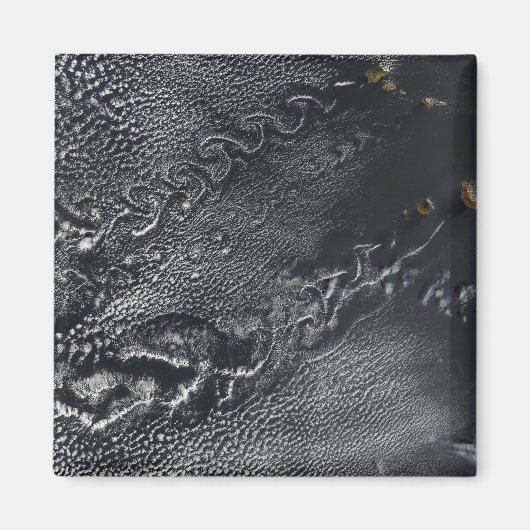 Aimant Des tourbillons nuageux au-dessus des îles du Cap  (Devant)